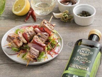 ricetta-spiedini-maiale-marinati-olio-evo-italiano-sostenibile-zucchi